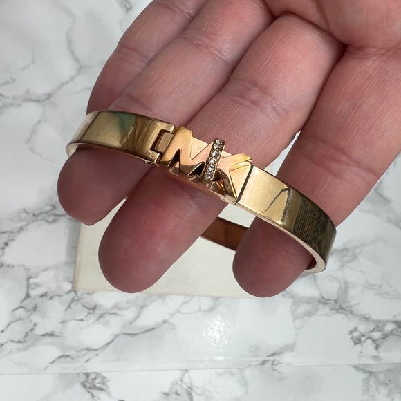 Micheal Khors Rose gold bracelet - Picture 2 of 6